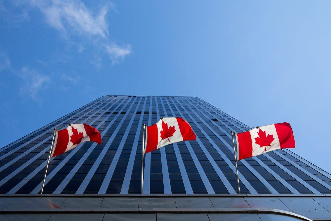 There are a few distinctions in Canadian and American labor laws that one should consider when hiring in Canada. Learn more about those differences here.
